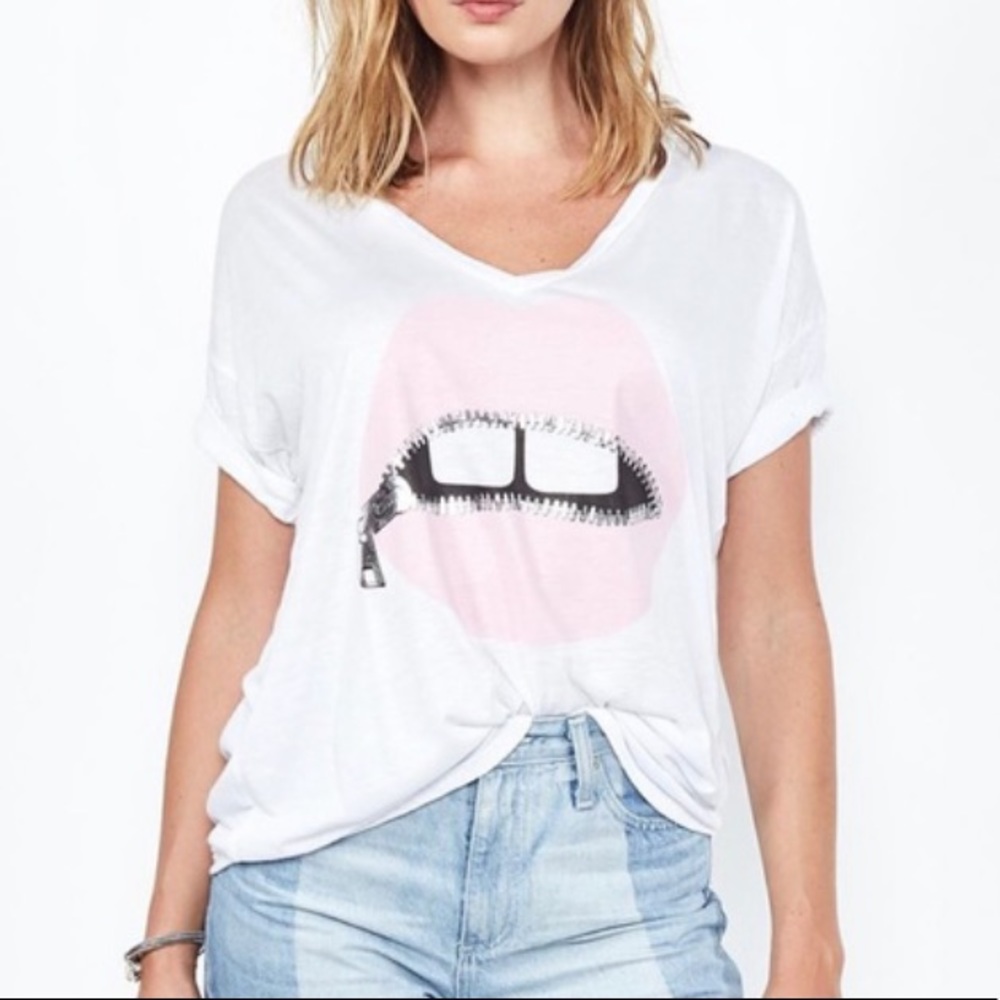 COPY - Lauren Moshi graphic tee
